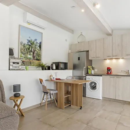 Les Cyclamens- Les Oliviers Апартаменты Сен-Рафаэль