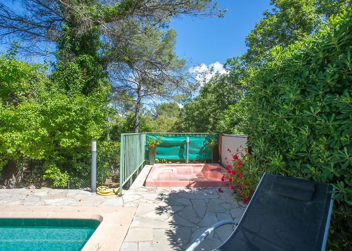 Les Cyclamens- Les Oliviers